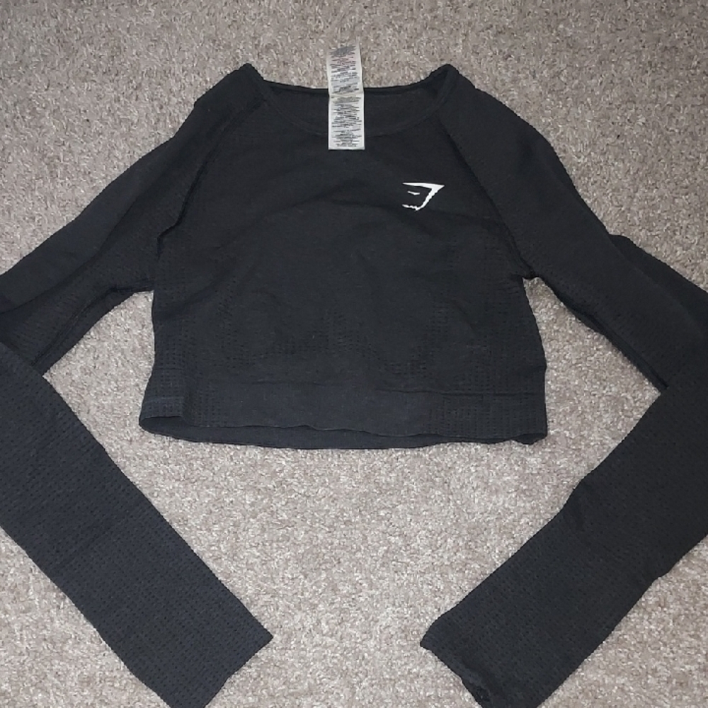 Black Long Sleeve Crop Top